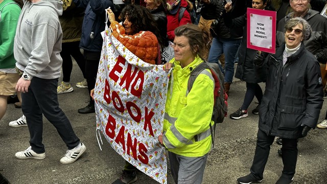 #Chicago #HandsOff #Protests 

Sign says "End #BookBans" 

Another says "Now is the time#MoralMoment:
