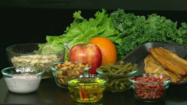 Mediterranean diet linked to lower risk of breast cancer type, study says