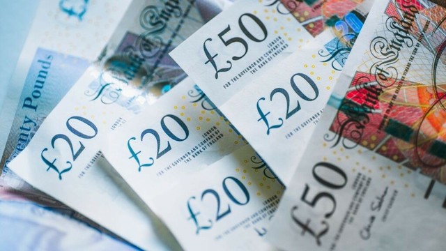 Households can apply for cost of living cash worth £275 - see how