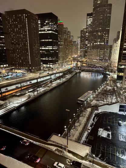Night time view of the Chicago River at Lakeshore drive.